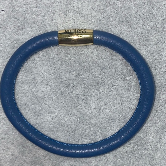 Genuine Leather bracelets with charms avail - Picture 8 of 12